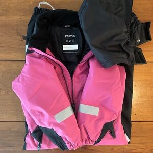 Reima pink / black one piece snow suit. Size 116 (kids 6T)